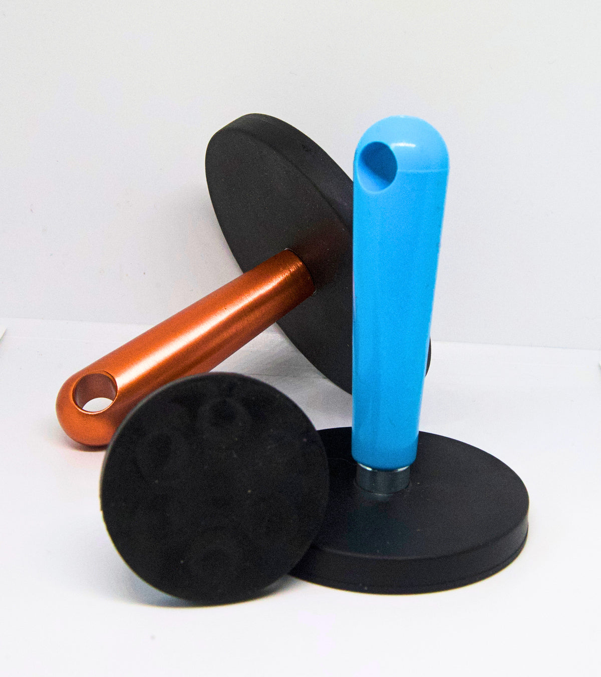 Silica-coated magnet with ergonomic handle